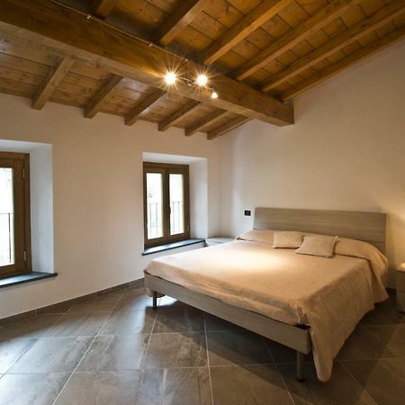 مبيت وإفطار بورغو آه موتزانو Le Casine Del Borgo المظهر الخارجي الصورة